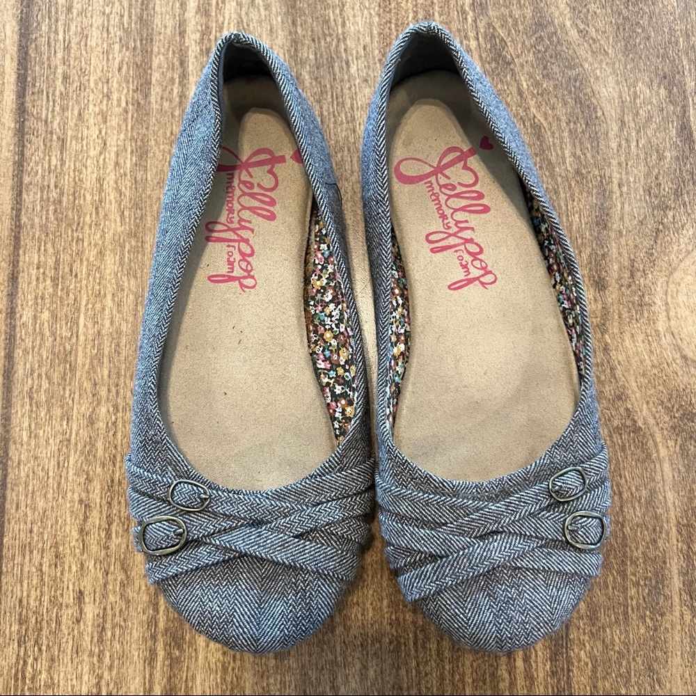 Women’s Flats